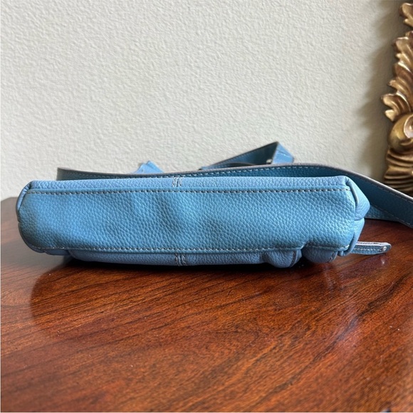 Tagnallelo blue cross body leather bag - Picture 5 of 5